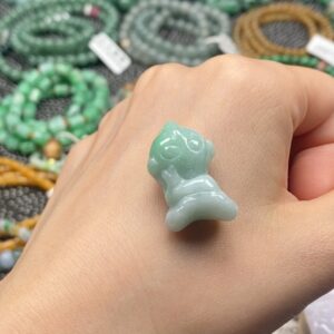 特色紫色翡翠挂件2奥特曼